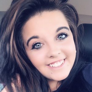 Meet your Posher, Jolene